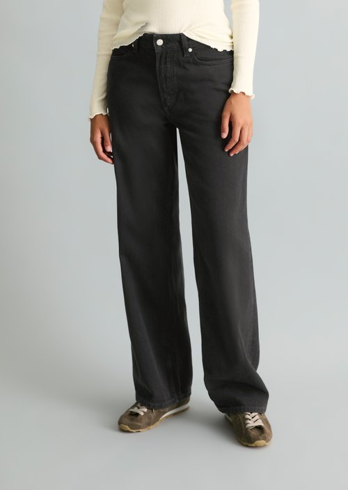 Tomke Wide Jeans — Black
