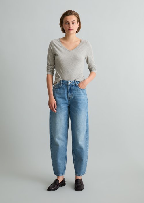 Stine Relaxed Barrel Cropped Jeans — Bright Blue