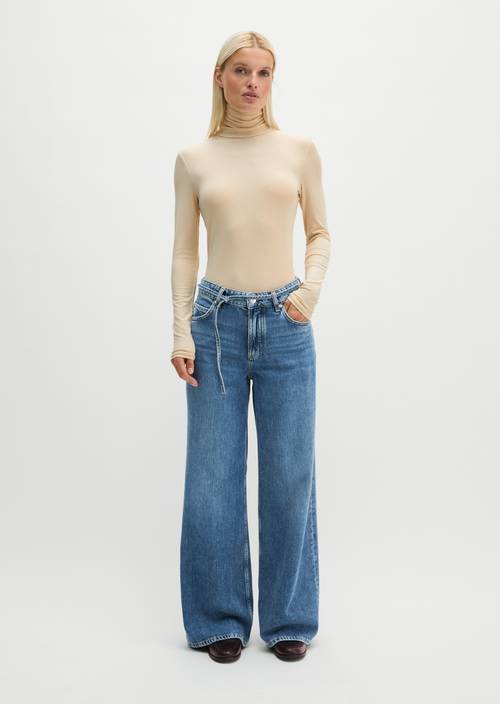 Jeansmodel Lania wide Medium Blue in vooraanzicht