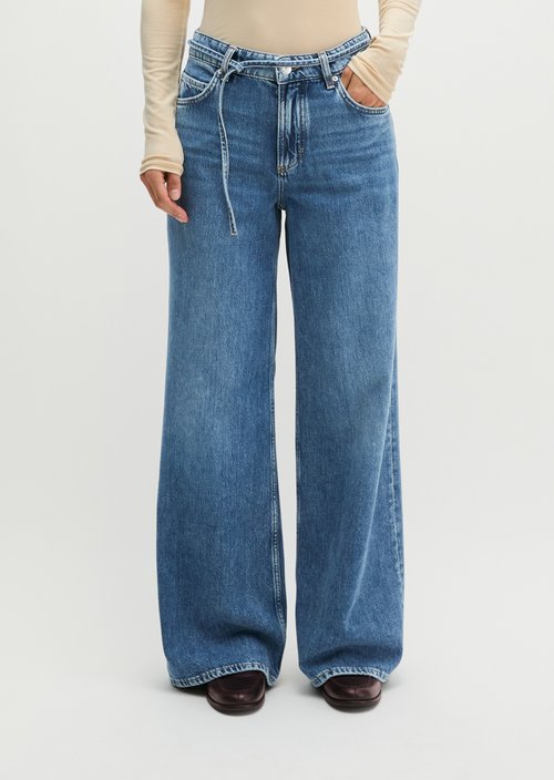 Lania Wide Jeans — Medium Blue