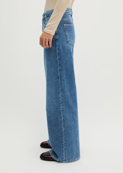 Lania Wide Jeans — Medium Blue