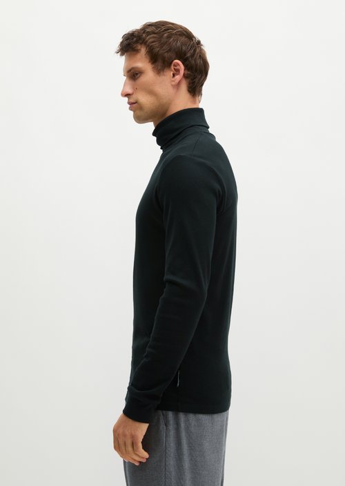 Turtleneck Long-Sleeve Shirt — Black