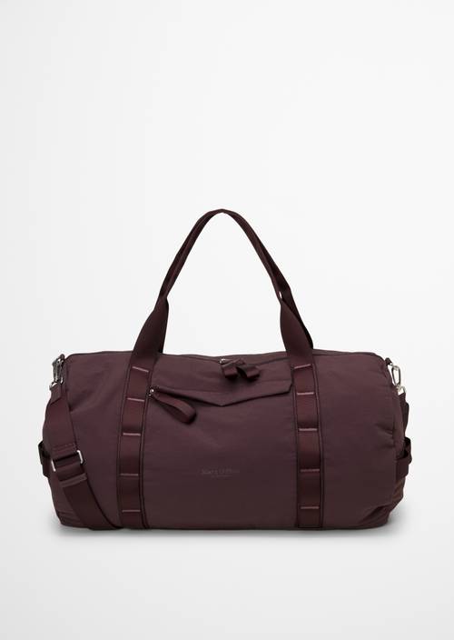 Lauri Medium Weekender Deep Mulberry in front view
