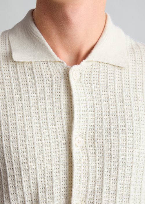 DfC short sleeve cardigan in regular polo style — Creamy White