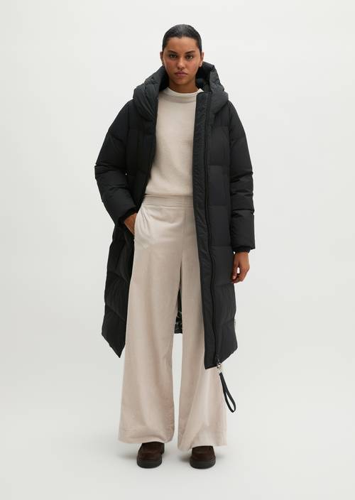 Regular-Fit Quilted Down Hooded Coat Black in front view