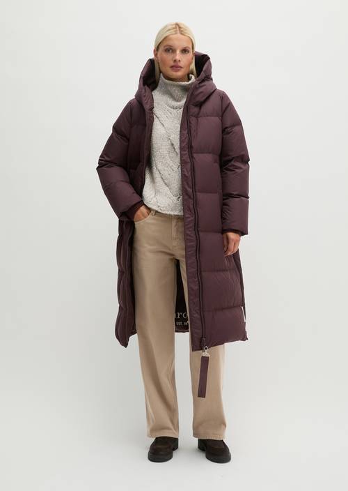Regular-Fit Quilted Down Hooded Coat Black Cherry in front view