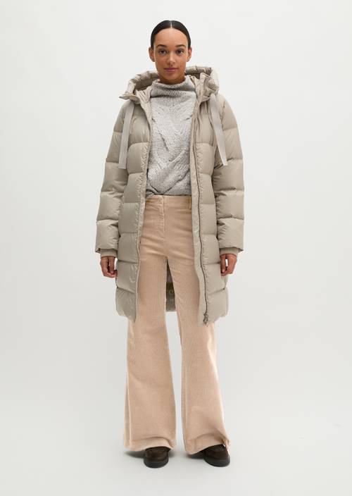 Buffer-donsjas met capuchon, regular Earthy Taupe in vooraanzicht