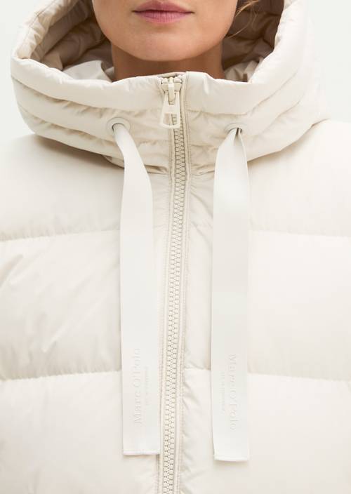 Puffer-Daunenmantel mit Kapuze regular Light Oat in Detailansicht