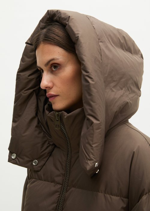 Regular-Fit Quilted Down Hooded Jacket — Burnt Coffee