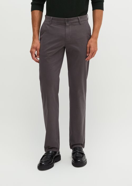 Chino Model Mads Regular — Charcoal