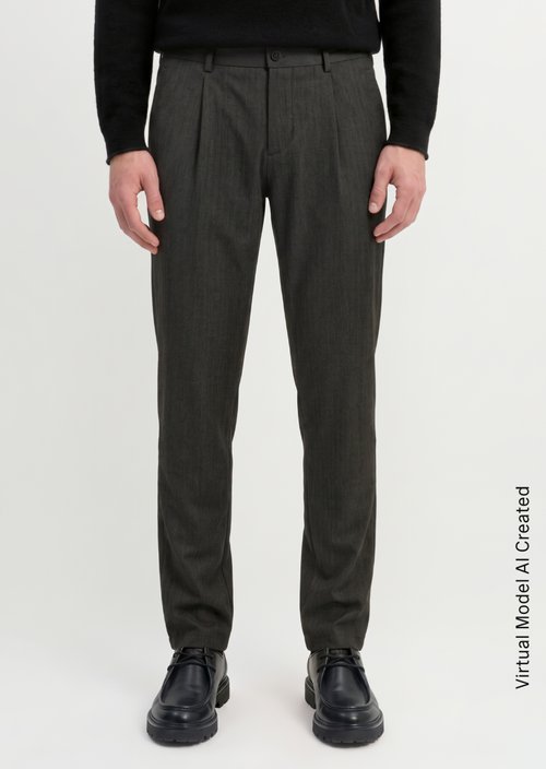 Chino Model Morot Tapered Joggers — Black