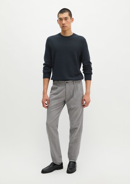 Chino Model Stig Jogger Pleats shaped — Dark Blue