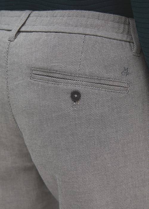 Chino Model Stig Jogger Plooien gevormd Dark Blue in detailaanzicht