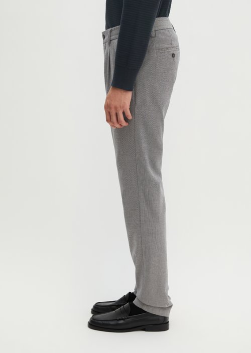 Chino Model Stig Jogger Pleats shaped — Dark Blue