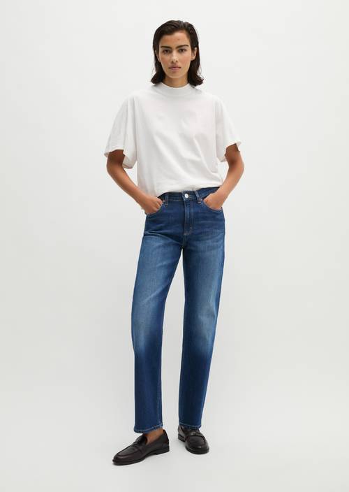 Jeans Model Linde straight cropped Dark Blue in Frontalansicht