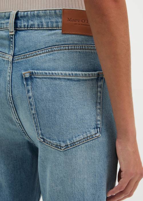 Jeans Modèle Linde straight cropped Light Blue en vue détaillée
