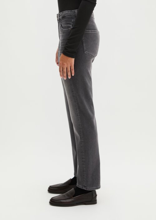 Linde Straight Cropped Jeans — Medium Grey
