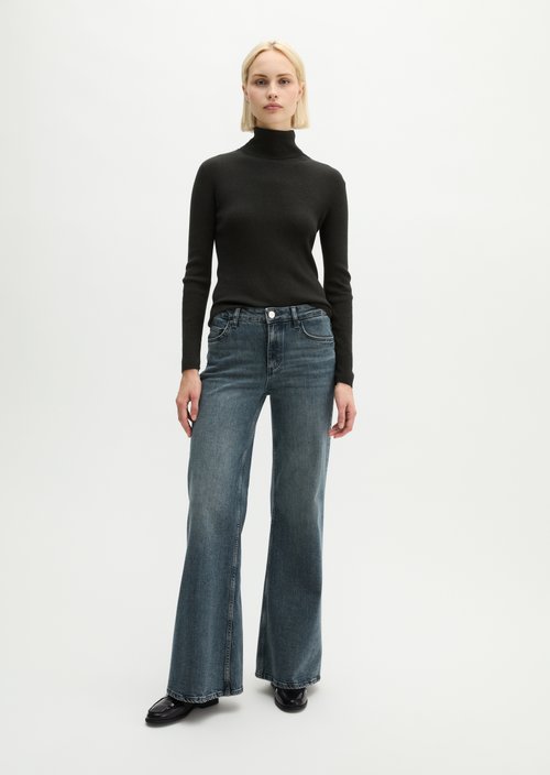 Fjona Flared Jeans — Medium Grey