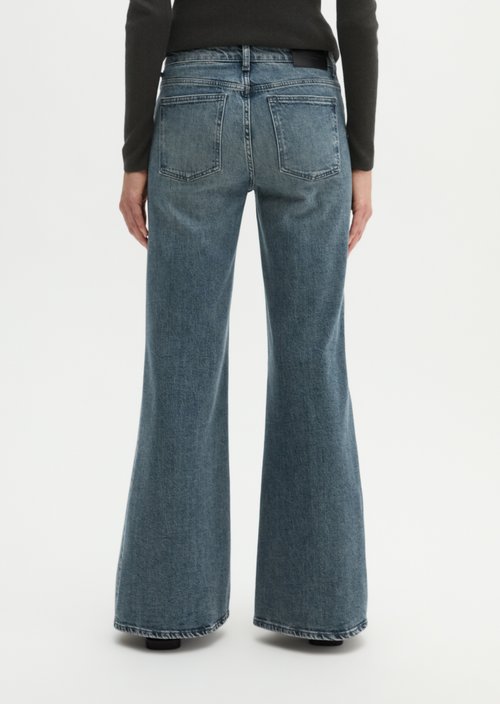 Fjona Flared Jeans — Medium Grey