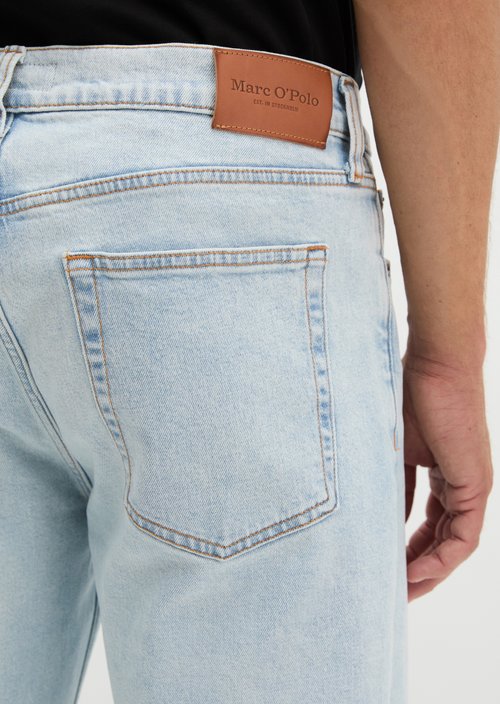 Kalmo Straight-Leg Jeans — Light Blue
