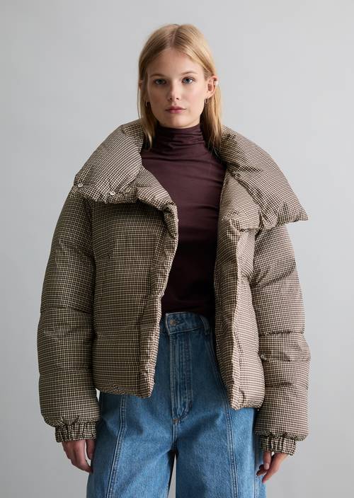 Patterned Puffer Jacket, Regular Fit Light Brown in front view