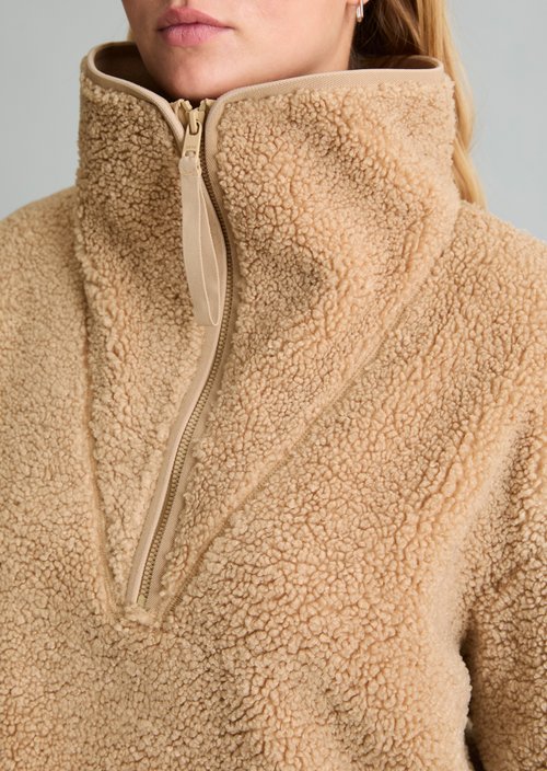 Teddy-Troyer Regular — Sandpaper