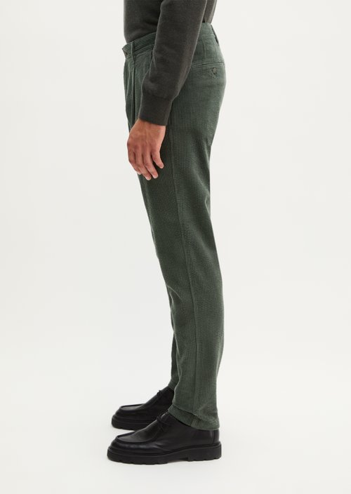 Osby Pleated Tapered Corduroy Pants — Skipping Stone