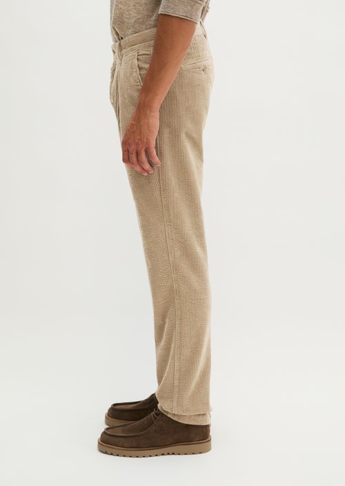 Osby Pleated Tapered Corduroy Pants — Charleston Gray