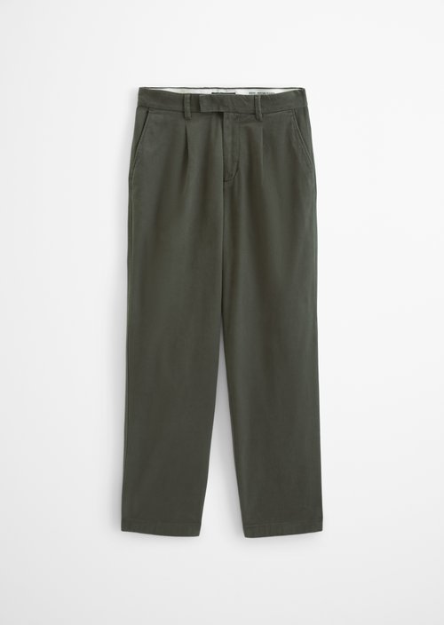 Chino Model Mossbo Pleats Straight — Wooden Earth