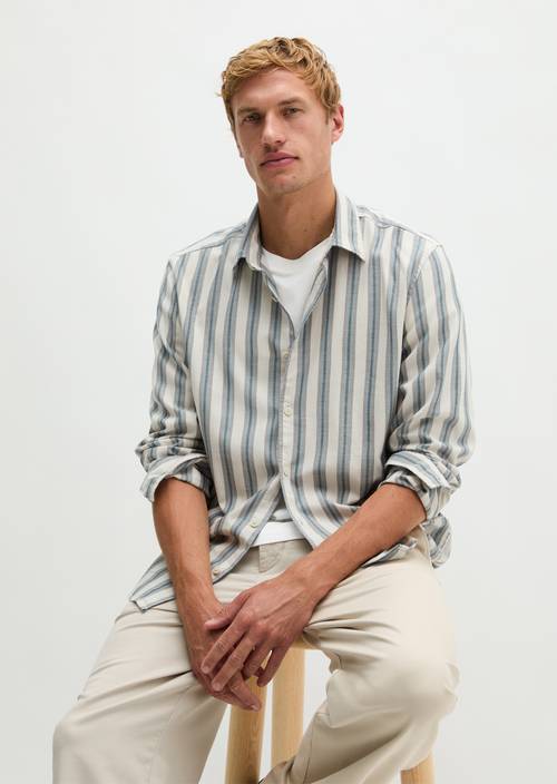 Regular-fit twill shirt Dark Beige in front view