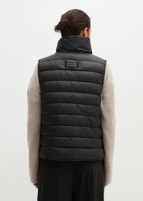 Lightweight quilted vest fitted — Black