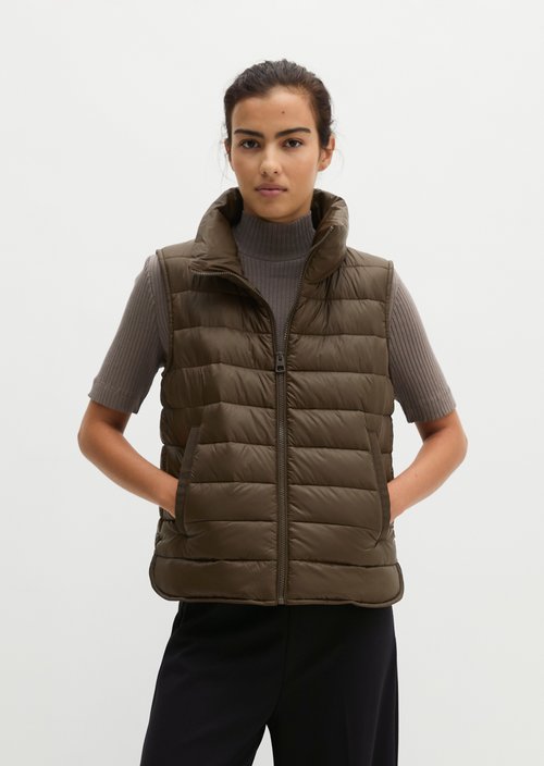 Lightweight quilted vest fitted — Burnt Coffee