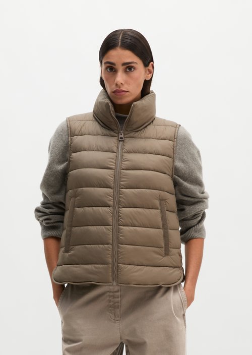 Lightweight quilted vest fitted — Stone Taupe