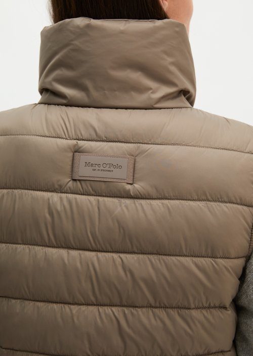 Lightweight quilted vest fitted — Stone Taupe