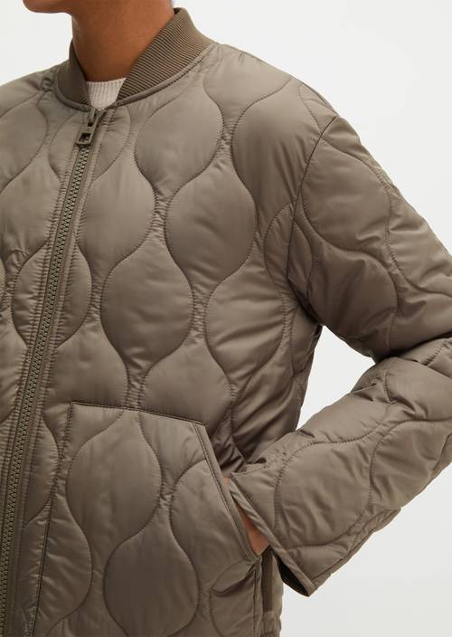 MOP x Function Quilted Jacket Stone Taupe in detail view