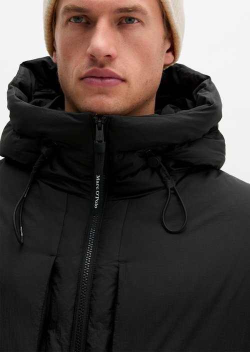 Relaxed-Fit Puffer Down Jacket — Black
