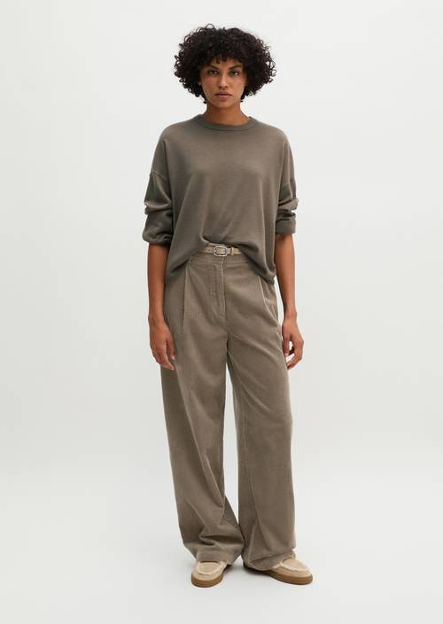 Pull en maille oversize Stone Taupe en vue de face
