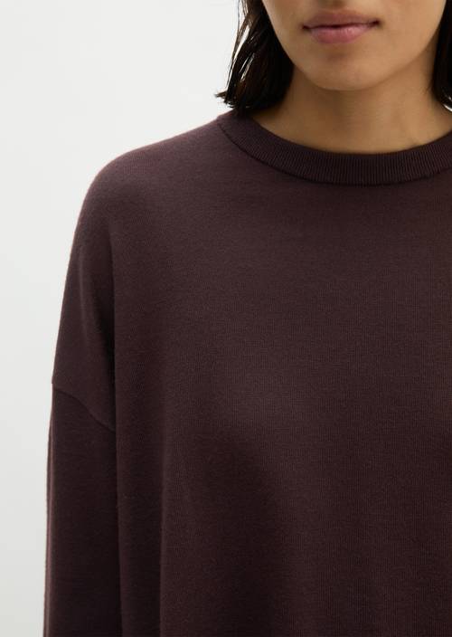Strickpullover oversize Black Cherry in Detailansicht