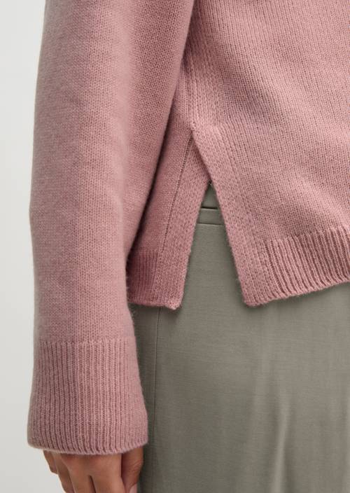 Pullover loose Misty Rose in Detailansicht