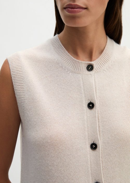 Regular sleeveless cardigan — Natural