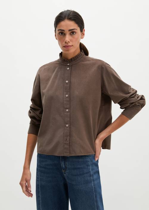 Blouse à volants regular Stone Taupe en vue de face