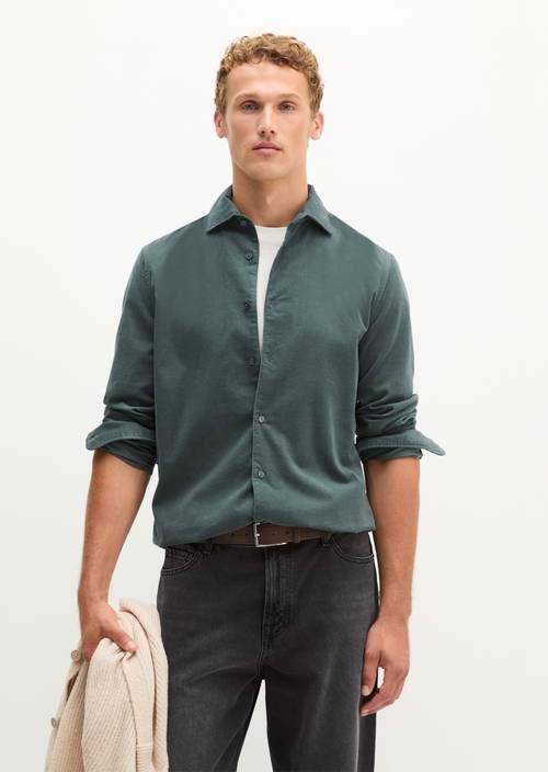 Cord shirt-style Skipping Stone in front view