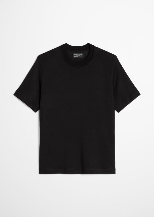 Regular T-shirt — Black