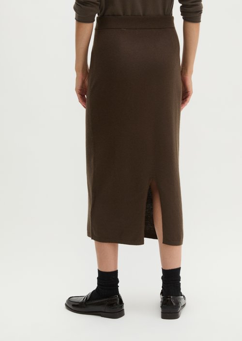Slim-Fit Fine-Knit Skirt — Burnt Coffee