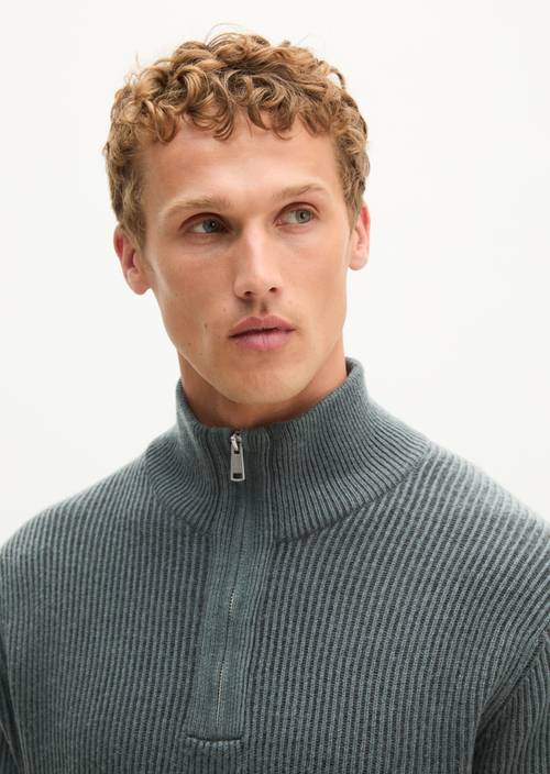 Strick-Troyer regular Dark Grey in Detailansicht