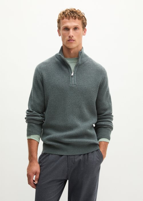 Regular-Fit Knitted Turtleneck — Dark Grey
