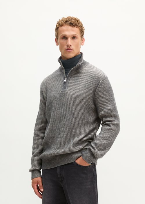 Regular-Fit Knitted Turtleneck — Medium Grey
