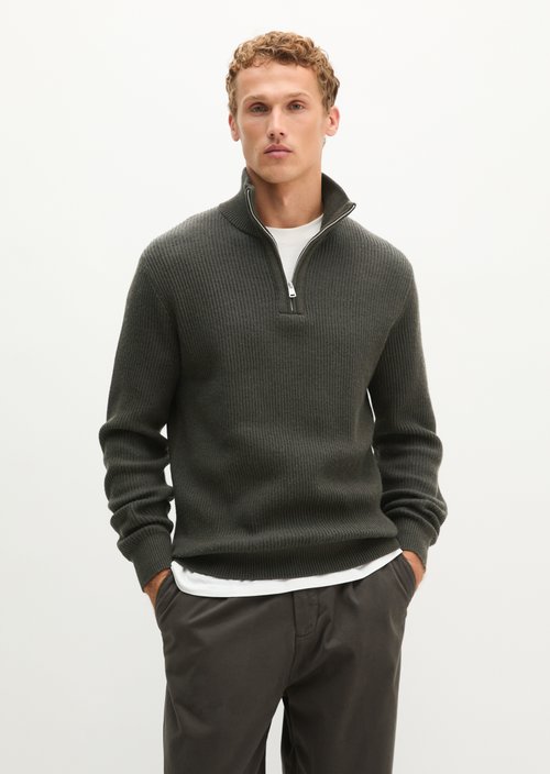 Regular-Fit Knitted Turtleneck — Dark Brown