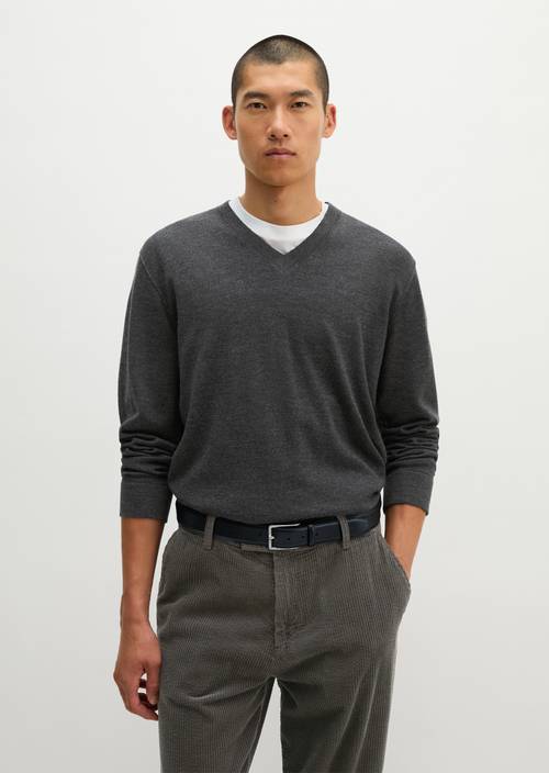 Pull à col en V, coupe classique Dark Grey Melange en vue de face