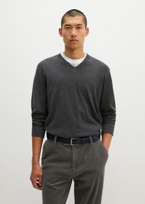 Regular-Fit V-Neck Sweater — Dark Grey Melange